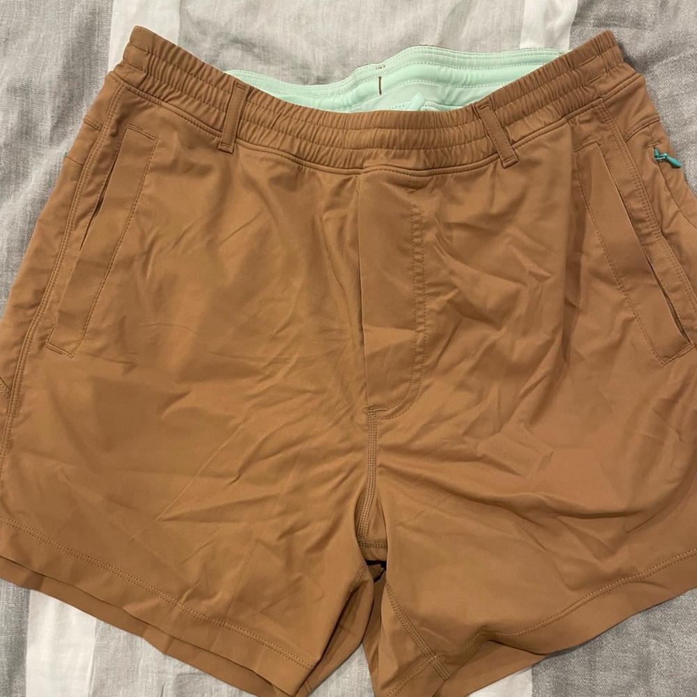 BIRDDOGS SHORT TAN LARGE 5.5” inseam
